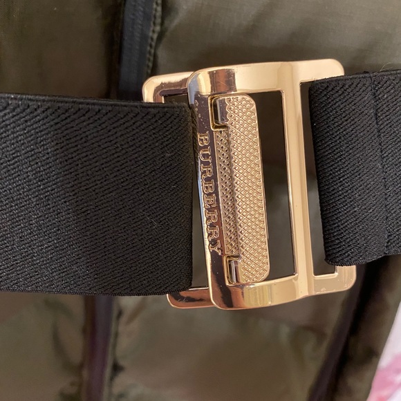 Burberry Puffer Coat - Picture 11 of 12